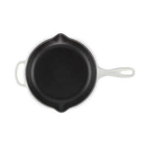 Le Creuset Signature Meringue Cast Iron Skillet with Metal Handle 23cm